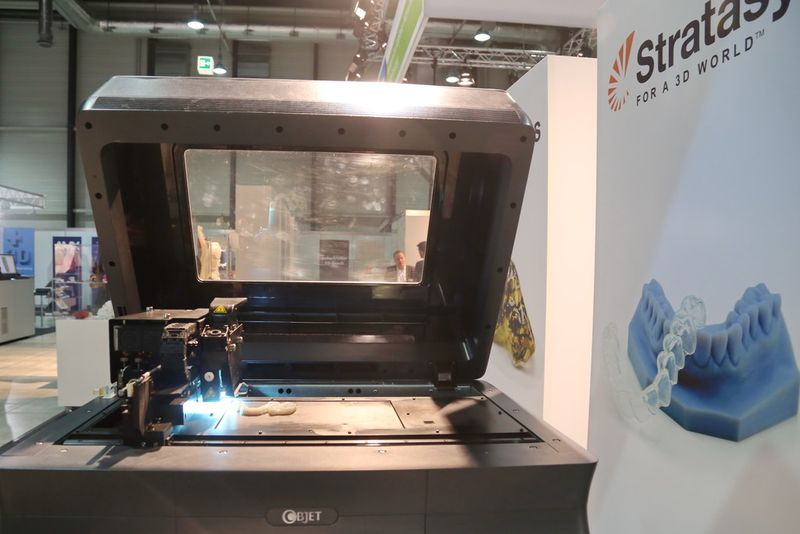 Die Swiss Medtech Expo 2015 in Luzern: 160 Aussteller aus den verschiedenen Bereichen der Medizintechnik zeigten ihre Lösungen und Spezialtechnologie den über 1.500 Fachbesuchern. (Anne Richter, SMM)