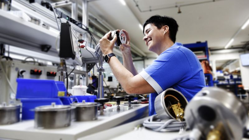 Die Applikationsexpertise von Afriso hat zu einer Variantenvielfalt geführt, mit der das Unternehmen flexibel auf Kundenanforderungen eingehen kann.(Bild:  Afriso)