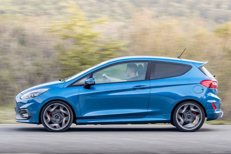 6,5 Sekunden dauert der Sprint aus dem Stand auf Tempo 100. (Ford)