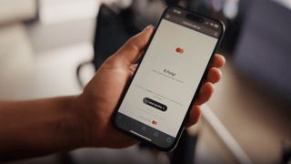 Deutsche Verbrauchen wollen KI-Einkaufsassistenten als Co-Pilot nutzen, nicht als Autopilot. (Bild:Unzer)