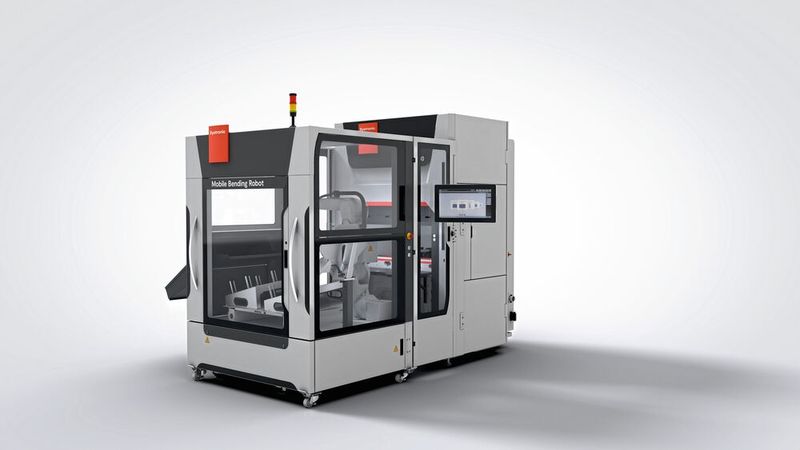 Flexible manufacturing: Smaller suppliers in particular benefit from mobile, robot-automated bending cells. (Image:Bystronic)
