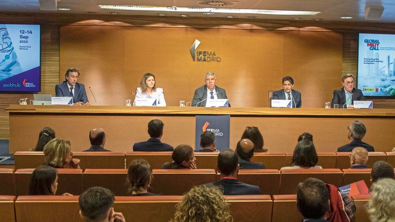 Anlässlich einer Pressekonferenz auf dem Messegelände der Ifema in Madrid haben spanische Regierungsvertreter die zweite Auflage des Global Mobility Calls vorgestellt.(Bild:  Ifema)