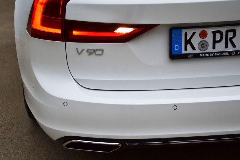 … gehen anschließend mit einem V90 D5 AWD … (Michel / »kfz-betrieb«)