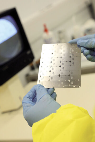 Der von Precision Micro entwickelte Biosensor ist dank Ätztechnik völlig spannungs- und gratfrei. (Bild: Precision Micro)