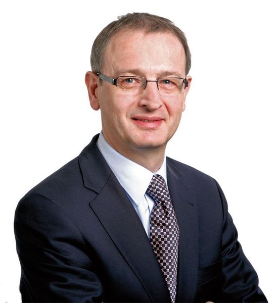 „In der deutschen Werkzeugmaschinenindustrie scheint der Tiefpunkt bei den Bestellungen durchschritten zu sein“, meint VDW-Geschäftsführer Dr. Wilfried Schäfer mit Blick auf die Zahlen des dritten Quartals 2009.Bild: VDW (Archiv: Vogel Business Media)