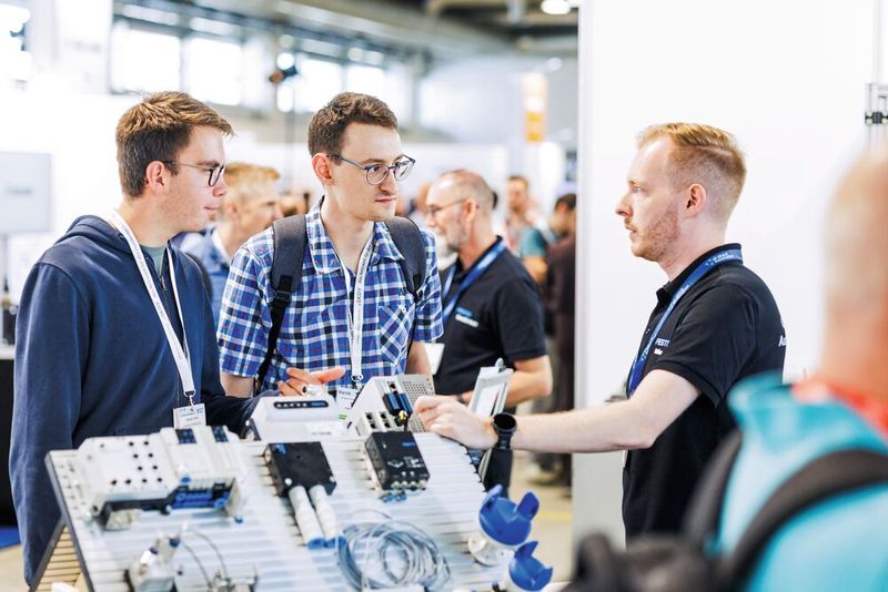 Die all about automation brachte vom 26. bis 27. August 2026 Anwender und Anbieter aus den Bereichen Automation, Robotik und Digitalisierung in Zürich zusammen. Die Aussteller lobten die kompakte, persönliche Atmosphäre und die hohe Gesprächsqualität.  (Bild: Easyfairs)