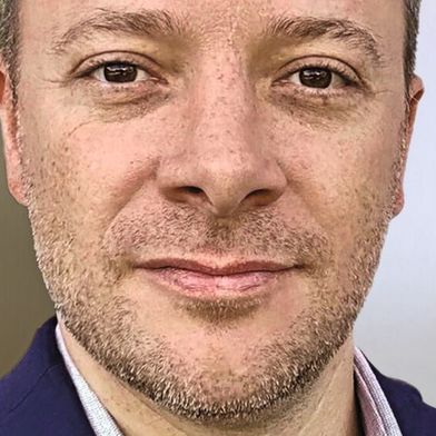 Anatol Löwen bildet seit dem 1. September 2025 mit Steffen Walter die neue Geschäftsführung von Hema. (Bild: Hema Maschinen- und Apparateschutz GmbH)