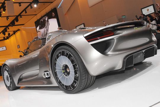 Der durchschnittliche Verbrauch des 918 Spyders beträgt nur drei Liter auf 100 Kilometer. Das bedeutet einen CO2-Ausstoß von 70 g/km. (Archiv: Vogel Business Media)