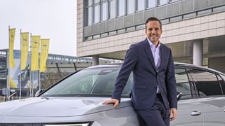 Patrick Dinger: „Der E-Autoanteil muss 2025 deutlich steigen.“ (Bild: Opel)