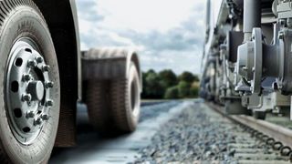 Ein jahrelanger Streit ist zu einem guten Ende gekommen! Denn der Lkw- und Schienenfahrzeug-Bremsenspezialist Knorr-Bremse hat Bosch jetzt die Anteile am Nutzfahrzeug-Geschäft für Europa und Japan abgekauft. (Bild: Knorr-Bremse)