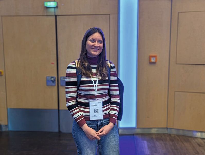 Besucherstimmen der LAB-SUPPLY Münster 2026  Johanna Buddeberg, Universität Bielefeld:  „Für mich persönlich ist es interessant zu sehen, welche Laborgeräte es gibt, dir wir bei uns im Arbeitskreis noch nicht haben. Ich wurde auch schon oft einfach an den Ständen freundlich angesprochen, weil ich mir da etwas angeguckt habe, und bin dann direkt ins Gespräch gekommen.“    Mehr Infos zu den kommenden LAB-SUPPLY-Messen finden Sie auf www.lab-supply.info (Bild: VCG – Lüttmann)