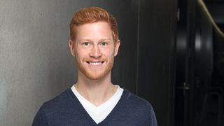 „Bei der Zulassung eines elektrischen Gerätes als Medizinprodukt müssen diverse Normen, Richtlinien und Gesetze eingehalten werden. Den Überblick zu behalten und keine Vorschrift ,zu vergessen‘, war zwischenzeitlich sehr herausfordernd“, Konstantin Madaus, Geschäftsführer der Munevo GmbH. (Kristoffer Kramer)