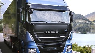 Der Iveco Stralis NP (Natural Power) gehört zu jenen Lkw-Modellen, die keine Maut zahlen müssen. (Bild: Iveco)