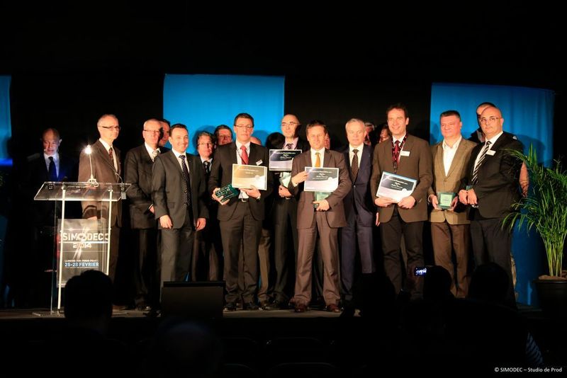 Die internationale Messe für Werkzeugmaschinen und Drehautomaten führt die größten nationalen und internationalen Akteure der Welt der Dreherei, der Bearbeitung und der Teileproduktion für die Automobil-, Luftfahrt-, Verbindungs-, Medizin-, Eisenbahn- und Uhrenindustrie sowie Aktivitäten der spanabhebenden Bearbeitung zusammen. (Bild: Simodec/Studio de Prod.)