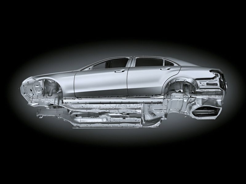 Beim Einsatz von hoch- und ultrahochfestem Stahl nimmt die neue E-Klasse von Mercedes-Benz einen Spitzenrang ein. (Bild: Daimler)