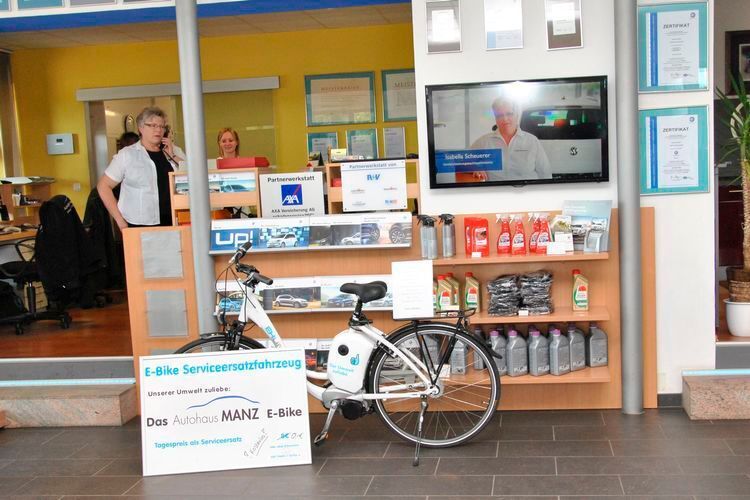 Umweltfreundlich und kostenlos – das Serviceersatz-E-Bike hält die Oberpfälzer Luft rein. (Foto: Kampfmann)