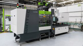 Die Komplettlösung aus Wintec e-win 1800 und neuem Viper 6 vereint Spritzgießmaschine und Automation in einer aufeinander abgestimmten Fertigungszelle. (Bild: Engel)