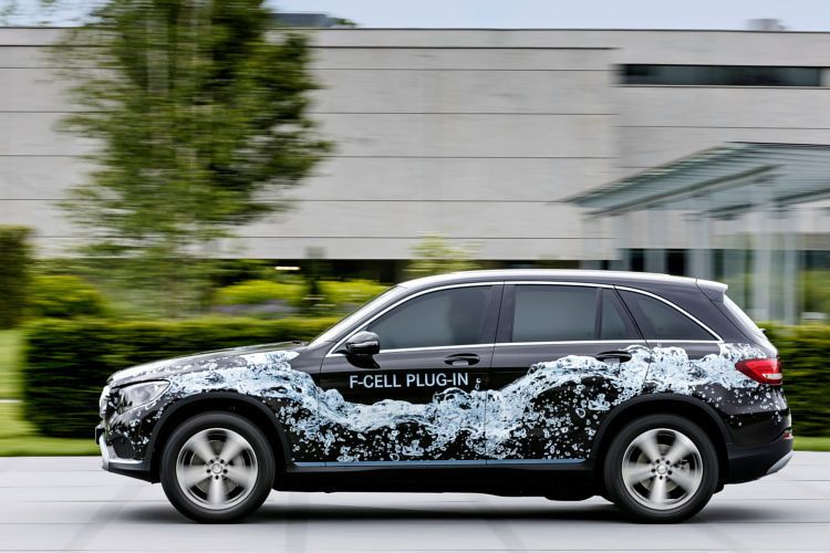 Der Prototyp des Mercedes-Benz GLC-F-CELL ist der Beweis, dass Daimler weiterhin an der Brennstoffzellentechnik festhält. (Daimler)