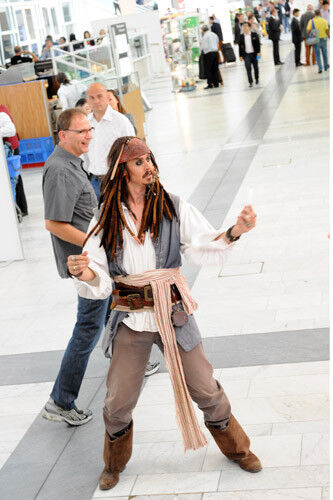 Auch Kapitän Jack Sparrow erhoffte sich in Frankfurt fette Beute ... (Foto: Mack)
