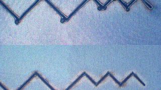 Bild 1: Verbesserte Schneidqualität bei hohen Bearbeitungsgeschwindigkeiten: Schneidergebnis ohne (oben) und mit Cutassist (unten). (Archiv: Vogel Business Media)