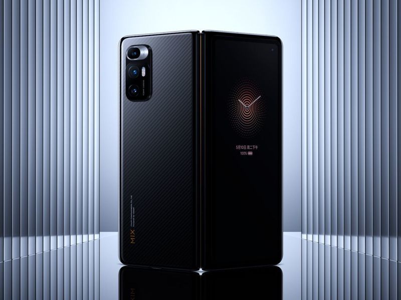 Zusammengeklappt misst das Mi Mix Fold 137,27 x 69,8 x 17,2 Millimeter.  (Xiaomi)