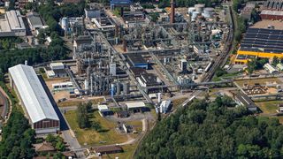 Der Standort Herne umfasst 17 Produktionsanlagen auf einer Fläche von 250.000 Quadratmetern.  (Source: Evonik)