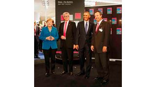 Im Gespräch mit US-Präsident Barack Obama (3.v.l.) und Bundeskanzlerin Dr. Angela Merkel (links) erläuterte Dr. Friedhelm Loh (2.v.l.), Inhaber und Vorsitzender der Geschäftsführung von Rittal, auf der Hannover Messe 2016 die Bedeutung von Software für die Produktion von morgen. (Bild: Rittal GmbH & Co. KG)