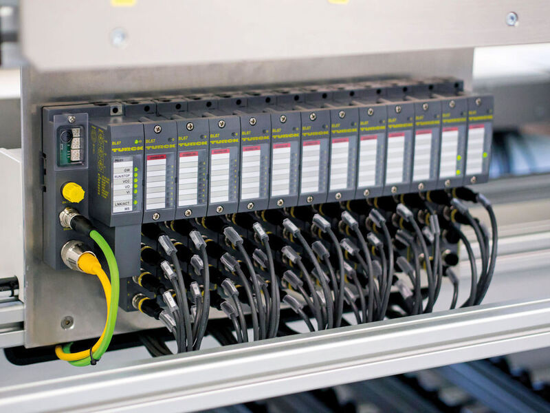 Turck’s BL67 I/O system processes and controls the signals of the plant and communicates with the IPC via Modbus TCP (Turck)