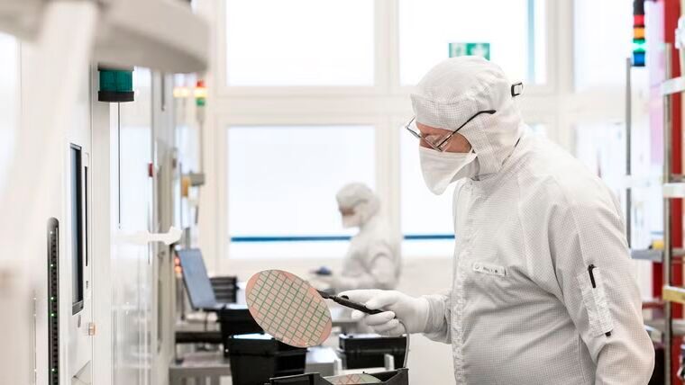 Hitachi Energy`s advanced semiconductor manufacturing facility.(Source:  Hitachi Energy)