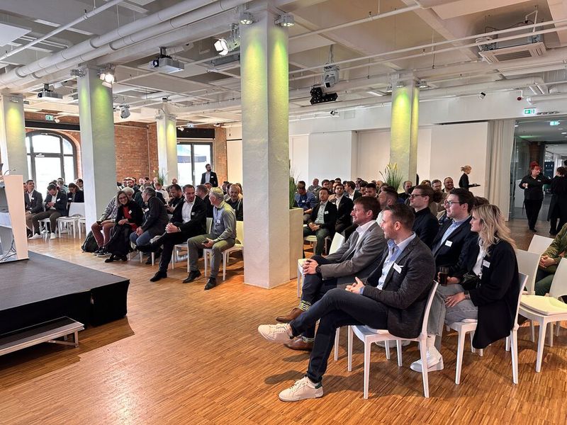 Trotz DB-Streik sind alle zahlreich erschienen. (Bild: Vogel IT-Medien GmbH)