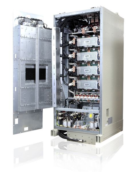 Ein Bahnumrichter von ABB, wie er in Stadler-Zügen eingesesetzt wird. (Bild: ABB)