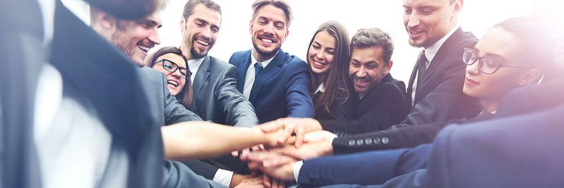 Um nachhaltig erfolgreich zu sein, brauchen Unternehmen eine Innovationskultur, sagt Ram Chakravarti von BMC Software, und das gelingt nur, wenn man alle Mitarbeiter konsequent abholt und einbindet. Um nachhaltig erfolgreich zu sein, brauchen Unternehmen eine Innovationskultur, sagt Ram Chakravarti von BMC Software, und das gelingt nur, wenn man alle Mitarbeiter konsequent abholt und einbindet.