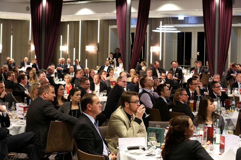Full House in Augsburg: 250 Gäste kamen zur Night of IT-BUSINESS (IT-BUSINESS)