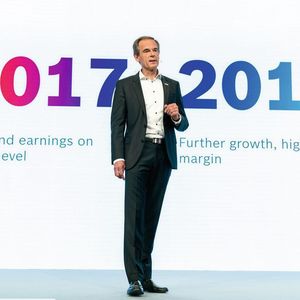 Bosch und sein CEO Dr. Volkmar Denner stehen erneut an der Spitze der Top-100-Zulieferer und stellvertretend für das weiterhin starke Wachstum der Branche. 
