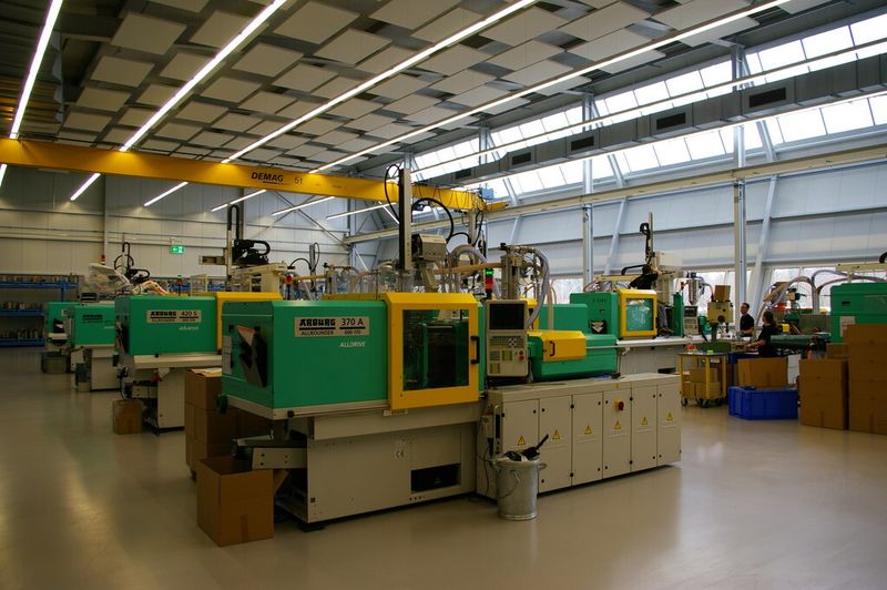 Plastechnik AG, le spécialiste de l'élaboration, conception et production de pièces en matière synthétique et plastique technique. (Image: MSM / JR Gonthier)