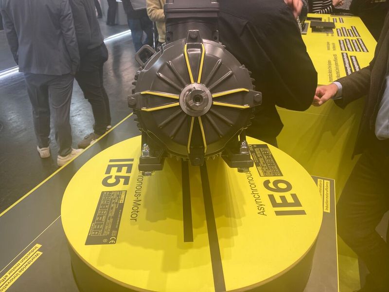 Die Konzeptstudie bei Innomotics zeigt, was bei Niederspannungsmotoren noch möglich ist: nämlich höchste Effizienz ohne den Einsatz von seltenen Erden. (Bild: Stefanie Michel)