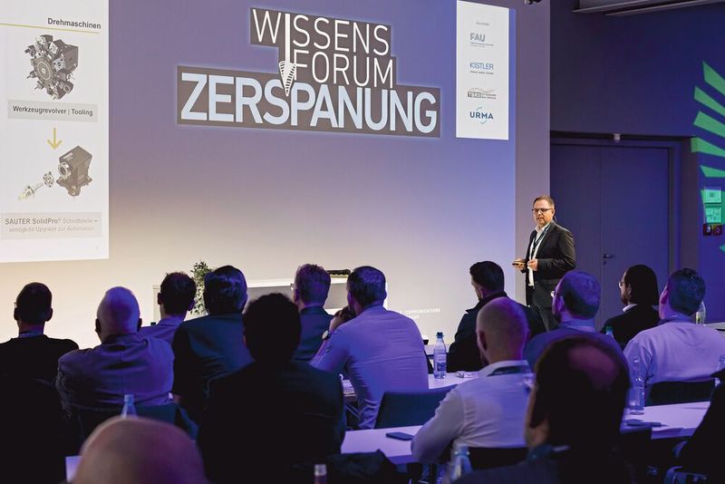 Manuel Keppeler, Sauter Feinmechanik, über Sauter Solid Pro: Effiziente Automatisierung des Werkzeugwechsels bei Drehmaschinen – Potenziale und Anwendungsmöglichkeiten. (Bild: Stefan Bausewein)