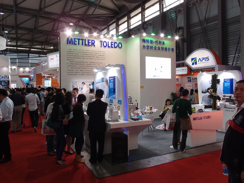 Mettler Toledo war mit seiner Wägetechnik sowie seinen Lösungen zur thermischen Analyse und Elektrochemie in Shanghai vertreten. (Bild: LABORPRAXIS)