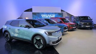 Ford sieht sich mit seinen leichten Nutzfahrzeugen und Pkw-Modellen gut gerüstet für den Flottenmarkt. (Bild: Ford)