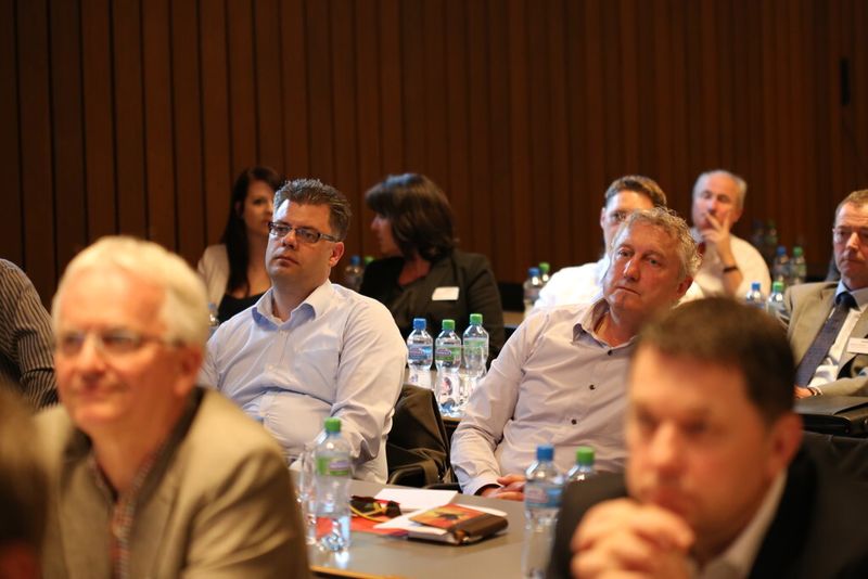 Das Publikum zeigte Interesse an den Referaten und beteiligte sich aktiv an der anschliessenden Diskussion. (Bild: Matthias Böhm)