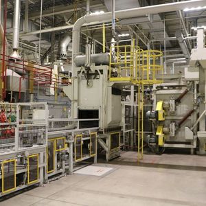 Die automatische Sinto-Sandstrahlanlage – Modell KSB-THK.(Bild:  Surplex)