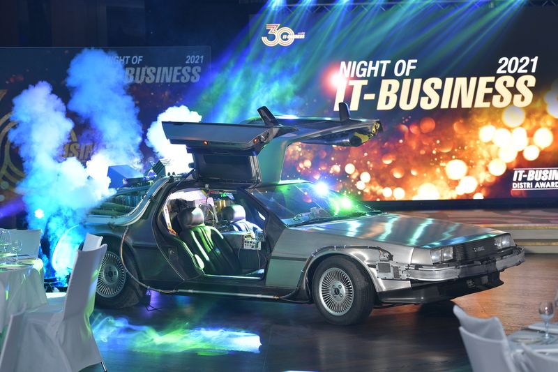 Der DeLorean war die Attraktion des Abends. (Hannes Magerstaedt)