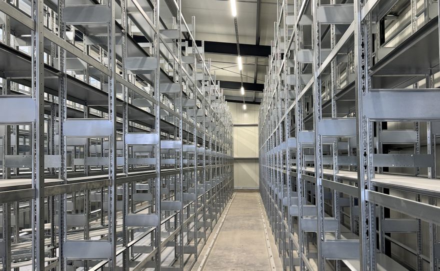 reifenregale (HaCoBau Hallen und Container Systeme GmbH)