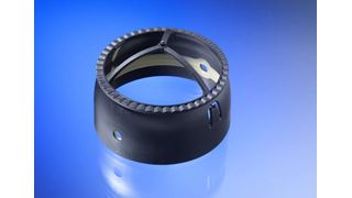 Prototyp für ein Gebläseformteil: Der Gebläseflügel enthält ein weißes, weicheres Insert.  Bilder: protoform (Archiv: Vogel Business Media)