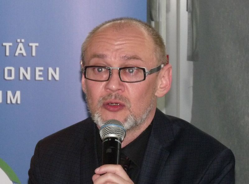 Carl Fruth: „Es ist rechtlich ganz schwierig, im Privatkundenmarkt die rechtlichen Rahmenbedingungen zum Urheberrecht zu schaffen.“ (Bild: Michel)