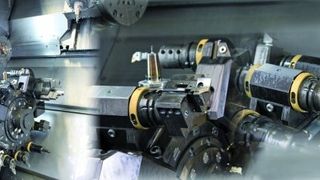 Die Schnittstelle HSK-T für rotierende Werkzeuge verkürzt die Wechselzeit bei Drehmaschinen. (Bild: Mapal)