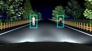 Kyocera hat ein Laserfernlicht angekündigt, das Lichtquelle und Infrarotsensor kombiniert. Eine Software soll dann die Objekte bei Dunkelheit erkennen. (Bild: Kyocera)