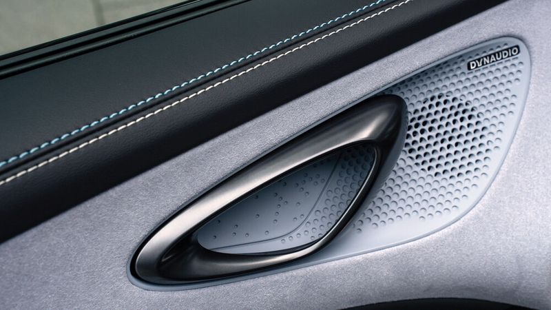 Ein Dynaudio-Soundsystem sorgt für guten Klang. (Bild: BYD)