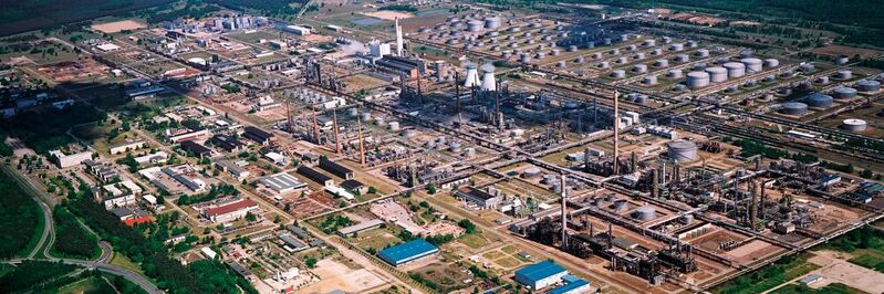 Rosneft will die Raffinerie in Schwedt fast vollständig übernehmen, dies aber wird derzeit vom Wirtschaftsministerium geprüft.
