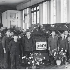 (Aerzener Maschinenfabrik)